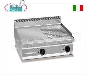 GAS GRIDDLE, MULTIPAN GRIDDLE 1/2 RIBBED and 1/2 SMOOTH, TOP module, mod.G7FM8B-2 GAS GRIDDLE with 1/2 SMOOTH and 1/2 RIBBED PLATE, BERTOS, MACROS 700 line, MULTIPAN Series, DOUBLE TOP module with 795x500 mm COOKING AREA, INDEPENDENT CONTROLS, thermal power 13.8 Kw, Weight 70 Kg, dim.mm.800x700x290h